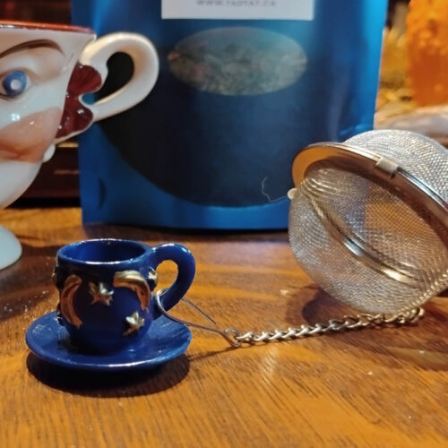 bliue teacup charm