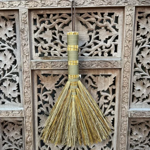 Champagne Hawks Tail Hand Broom